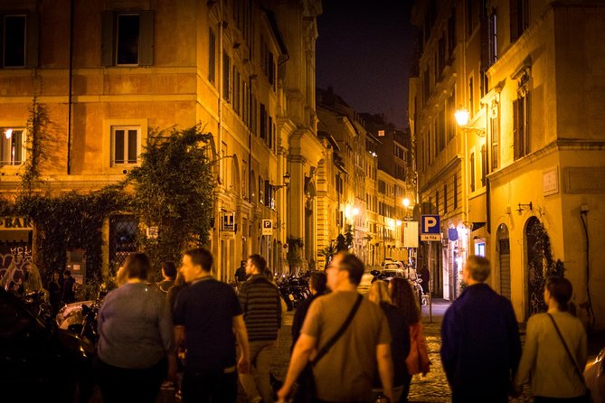 Rome by Night Walking Tour - Legends & Criminal Stories - Finishing at Castel Sant’Angelo