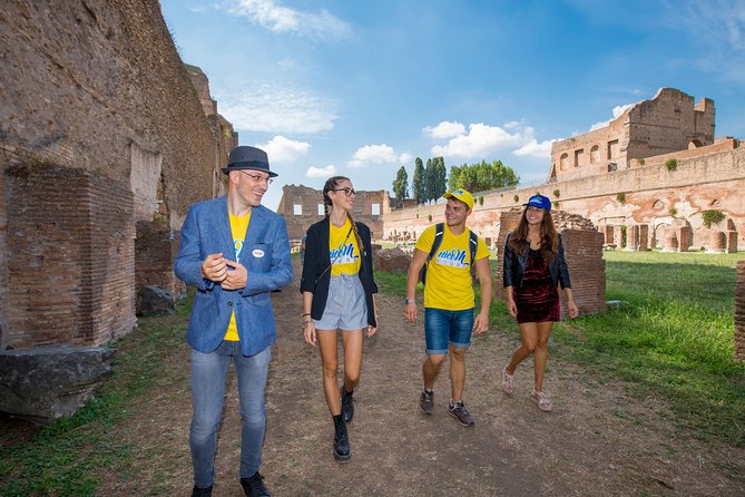 Rome: Colosseum Arena, Roman Forum & Palatine Hill Tour - Seeing the Roman Forum as Rome’s public center