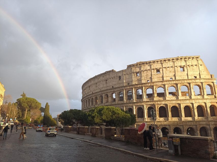 Rome: Colosseum, Palatine Hill, & Roman Forum Walking Tour - Meeting at the Colosseo metro station