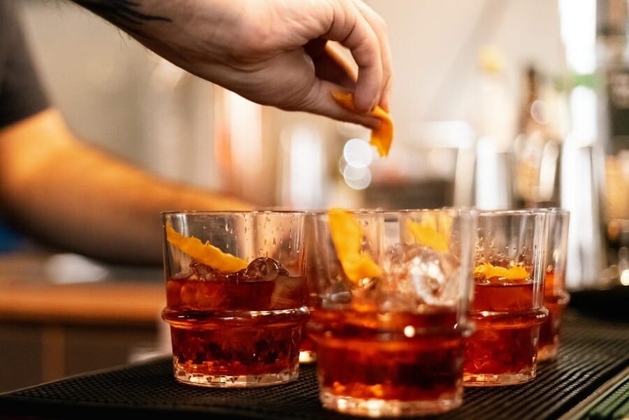 Rome: Forbidden History Walking Tour & Pub Crawl with Drinks - Who should book this night out?