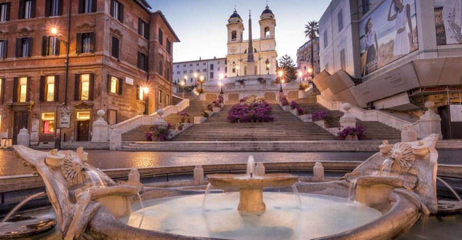Rome: Guided City Center Evening Sightseeing Walking Tour - Trevi Fountain after dark