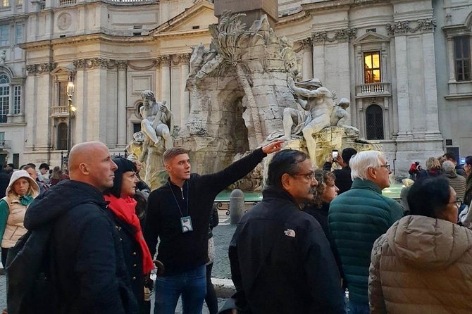 Rome: Guided Small Group Walking Tour of City Highlights - What the guides add to the experience