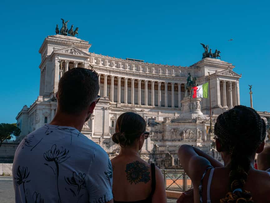 Rome Highlights & Hidden Gems Guided Walking Tour - Vittorio Emanuele II and the story of modern Italy