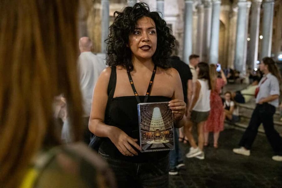 Rome: Moonlight Guided Walking Tour – Free for Kids - Trevi Fountain after sunset
