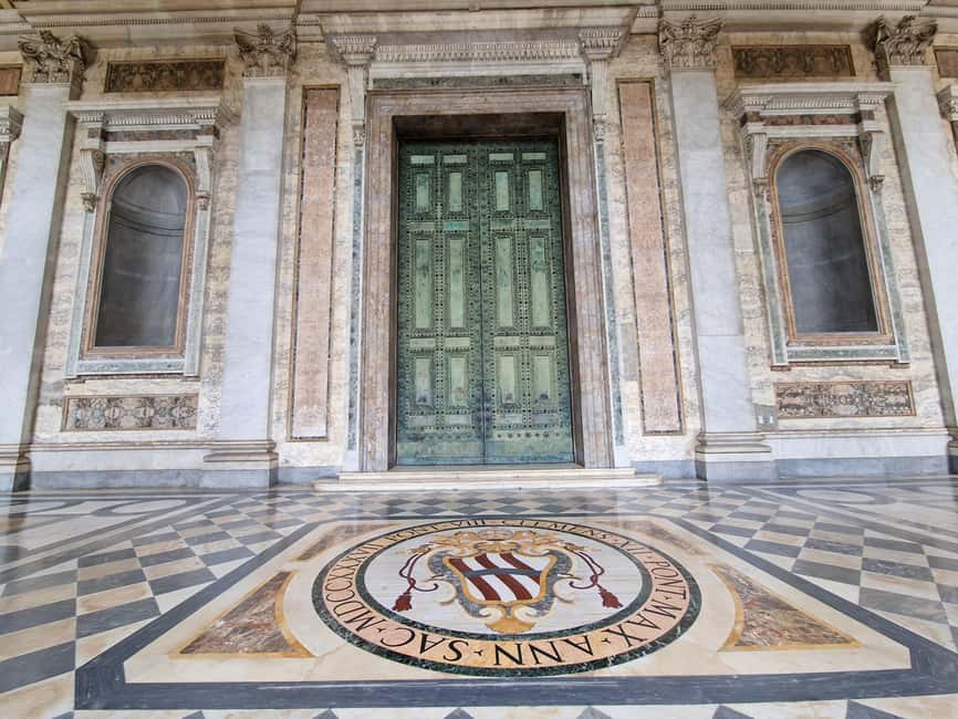 Rome: Relics from the Passion of the Christ Walking Tour - The guides make the difference