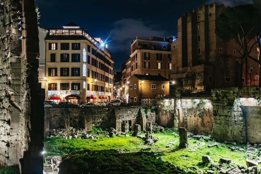 Rome: Small-Group City Highlights Moonlight Walking Tour - Is $29 a good price for two hours?