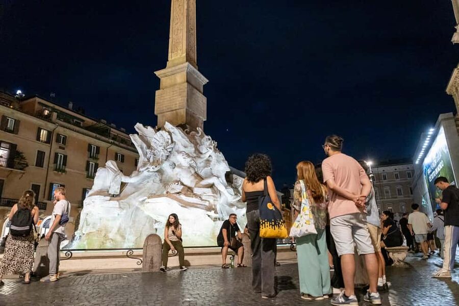 Rome: Small-Group Guided Day or Night Walking Tour - The guides are the heart of the experience