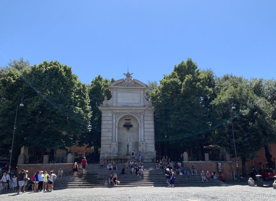 Rome: Trastevere and Roman Ghetto Guided Walking Tour - Piazza Trilussa and Everyday Roman Life