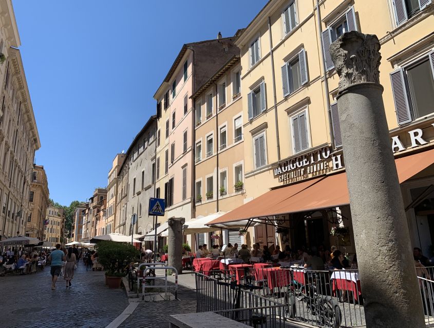 Rome: Trastevere and Roman Ghetto Guided Walking Tour - Entering the Roman Jewish Ghetto