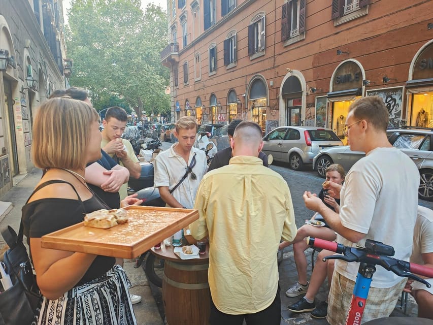 Rome: Trastevere & Campo de Fiori Street Food Walking Tour - Campo de’ Fiori: a market stop with limits