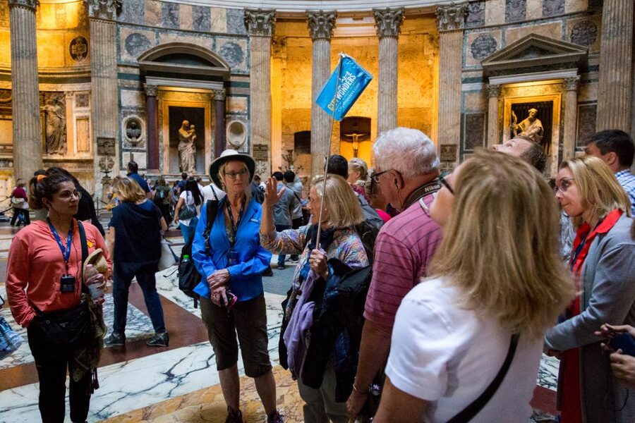 Rome: Trevi Fountain, Spanish Steps & Pantheon Walking Tour - What the guides do especially well