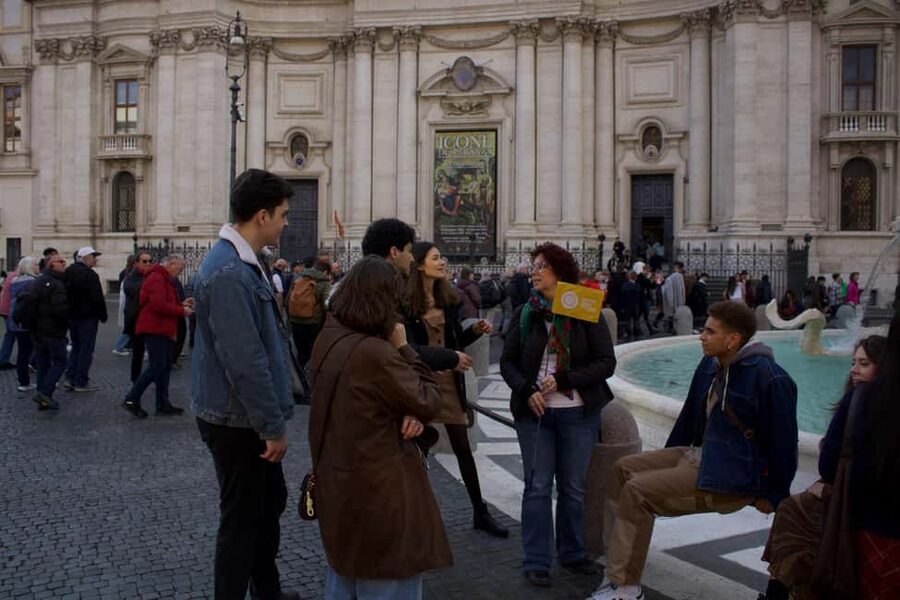 Rome Walking Tour: Pantheon, Trevi, Navona & Hidden Gems - Group Size, Pace, and Guide Quality