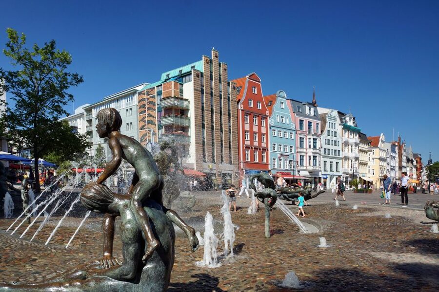 Rostock: City Walking Tour - Old-town alleys and the medieval city wall