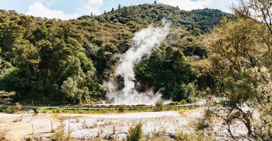 Rotorua: Waimangu Volcanic Valley Ticket & Self-Guided Walk - Getting to the Waimangu Visitor Centre