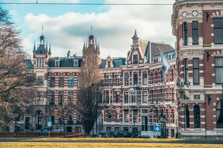 Rotterdam: Highlights, Gems, Architecture & History Walk - The two-hour and three-hour choices