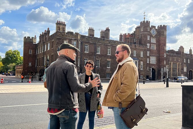 Royal Historic Pubs Walking Guided Tour in London - Four pubs and the value of the route
