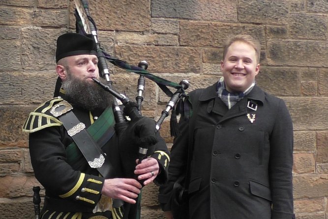 Royal Mile and Old Town Walking Tour - Riddle’s Court and the people behind the streets