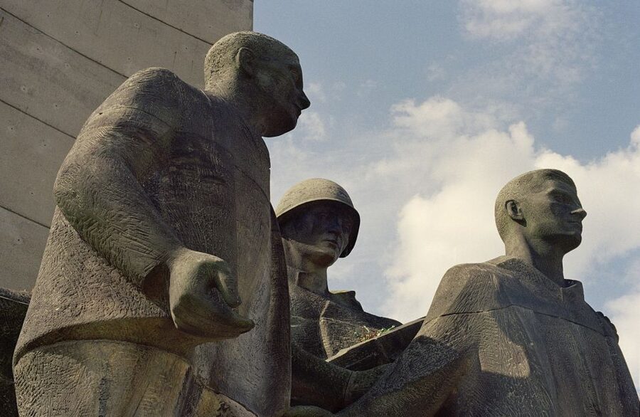 Sachsenhausen Memorial: Walking Tour from Berlin - Forced labor, punishment, and prison barracks