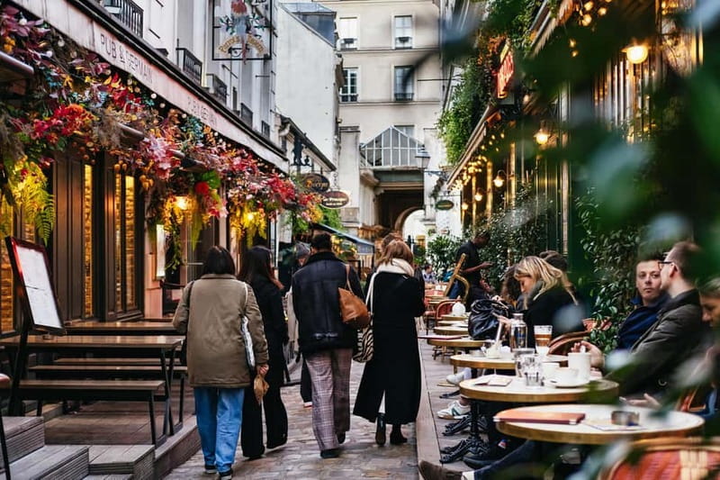 Saint-Germain: Gourmet Chocolate & Pastry Walking Food Tour - The guides make or break the afternoon