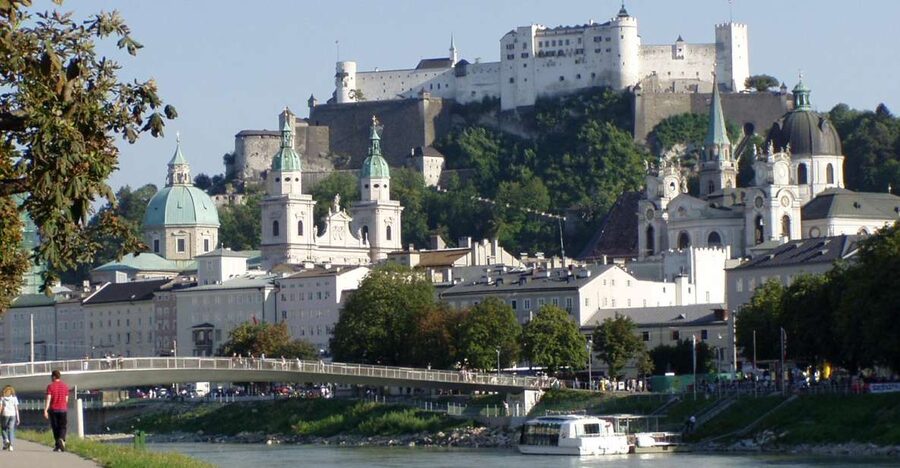 Salzburg 2.5-Hour Walking Tour: Mozart, Old Town & More - Key points to know before booking