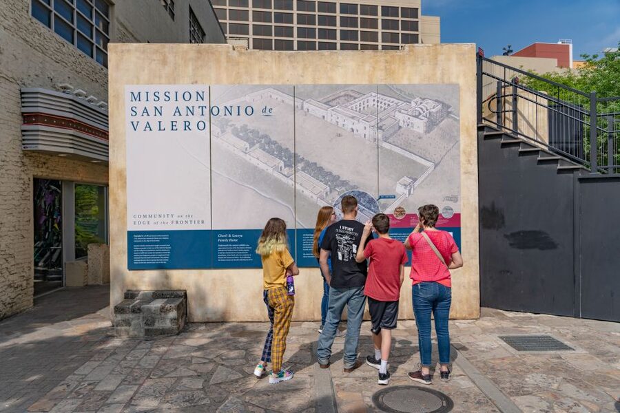 San Antonio: Historic Downtown Food and Culture Walking Tour - What Can Go Wrong?