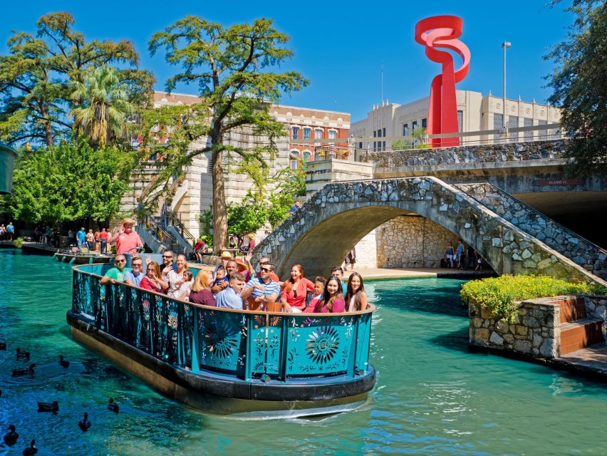 San Antonio Premium City Tour with Alamo & River Walk Cruise - The River Walk cruise is the easygoing finish