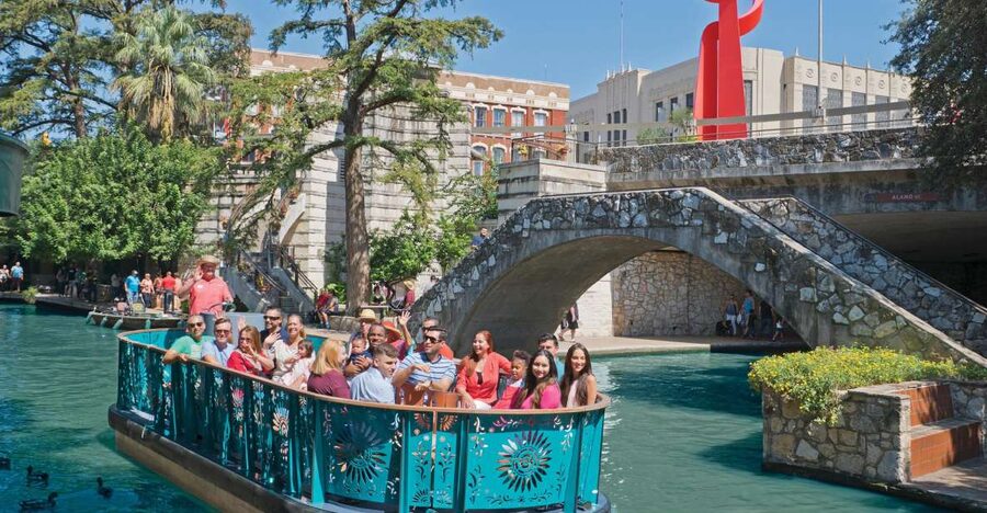 San Antonio: River Walk Cruise Ticket - Practical tips for a smoother ride