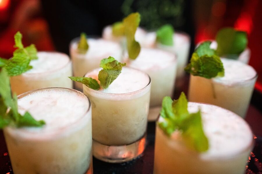 San Diego: Gaslamp Quarter Food & Drink Walking Tour - Three restaurants, three rounds of food and drink