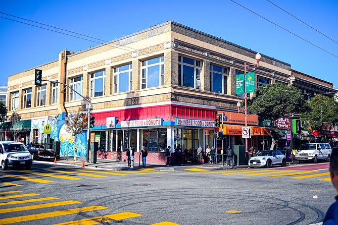San Francisco Authentic Food Tour with 5 Locals Favorites Dishes - Murals, Victorian houses, and the Mission’s changing identity