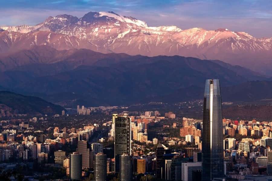 Santiago De Chile: Private Custom Walking tour with A Guide - Why a private walk works well in Santiago