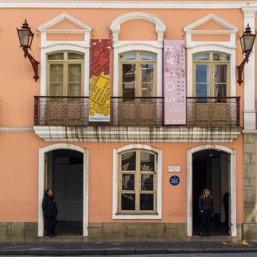 Sao Paulo: Downtown-Center Walking Tour | 2 Hours - English - Bank of Brazil Cultural Center and living history