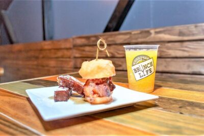 Savannah First Squares Culinary & Cultural Walking Food Tour