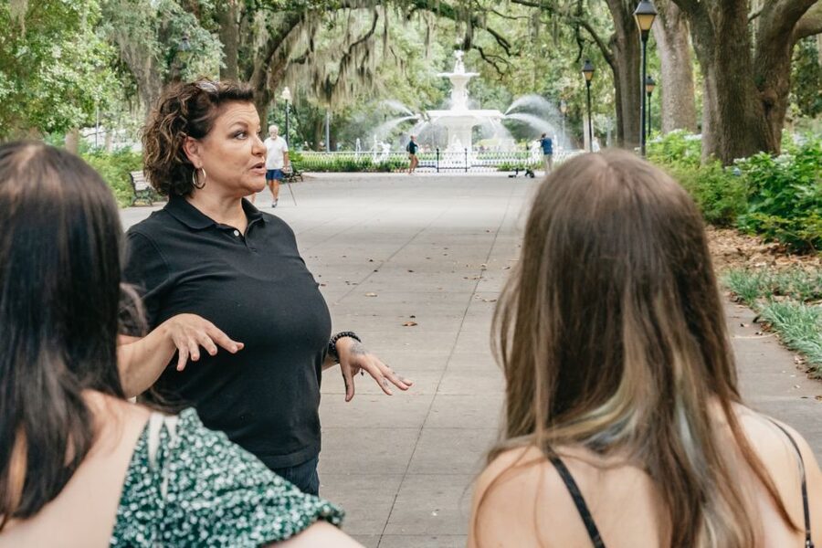 Savannah: Ghosts, Asylums, Voodoo, and Horror Walking Tour - What to bring for a smoother walk
