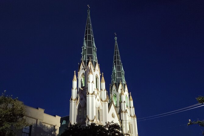 Savannah History and Haunts Candlelit Ghost Walking Tour - Meeting at Chippewa Square