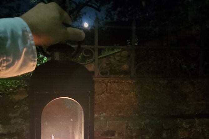 Savannah History and Haunts Candlelit Ghost Walking Tour - Why the historical angle matters