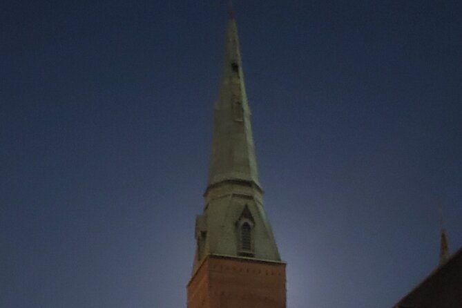 Savannah History and Haunts Candlelit Ghost Walking Tour - Colonial Park Cemetery and the final stop
