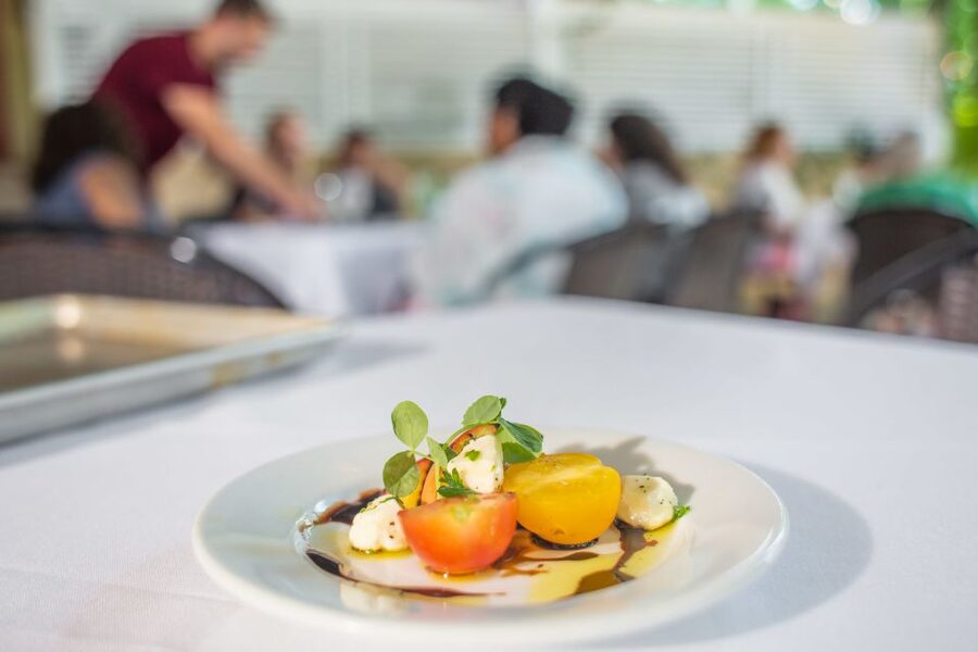 Savannah: Local Favorites Walking Food Tour - How the One-Mile Route Works for a First Visit