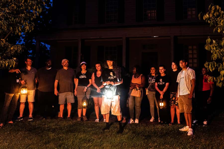 Seattle: Terrors and Ghosts Guided Walking Tour - A 90-minute route, with a longer option to consider