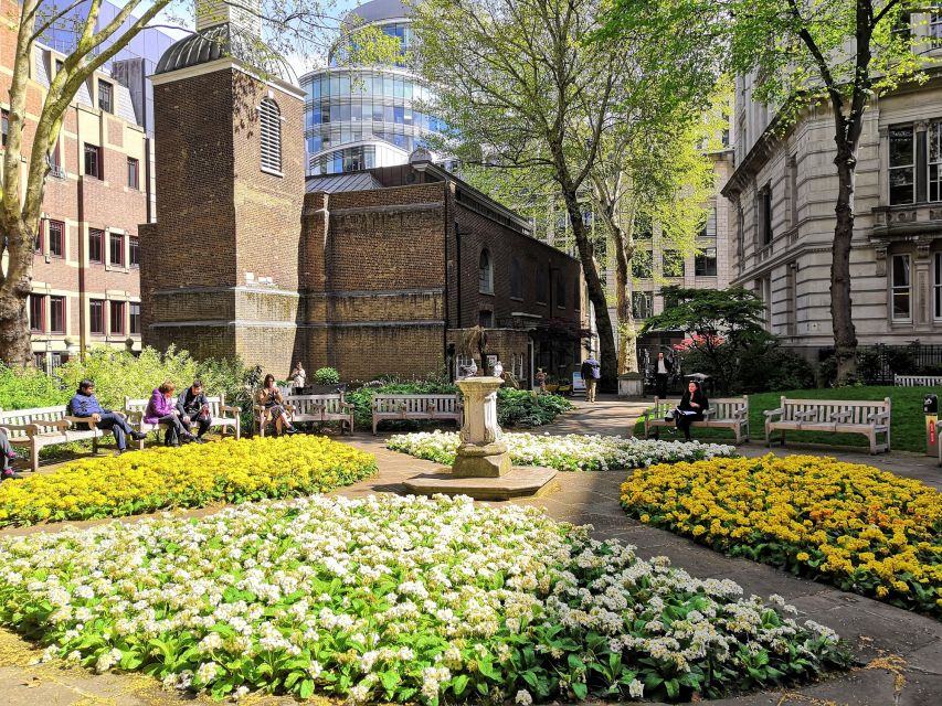 Secret Old London Walking Tour - Finding the Roman amphitheatre beneath the modern City