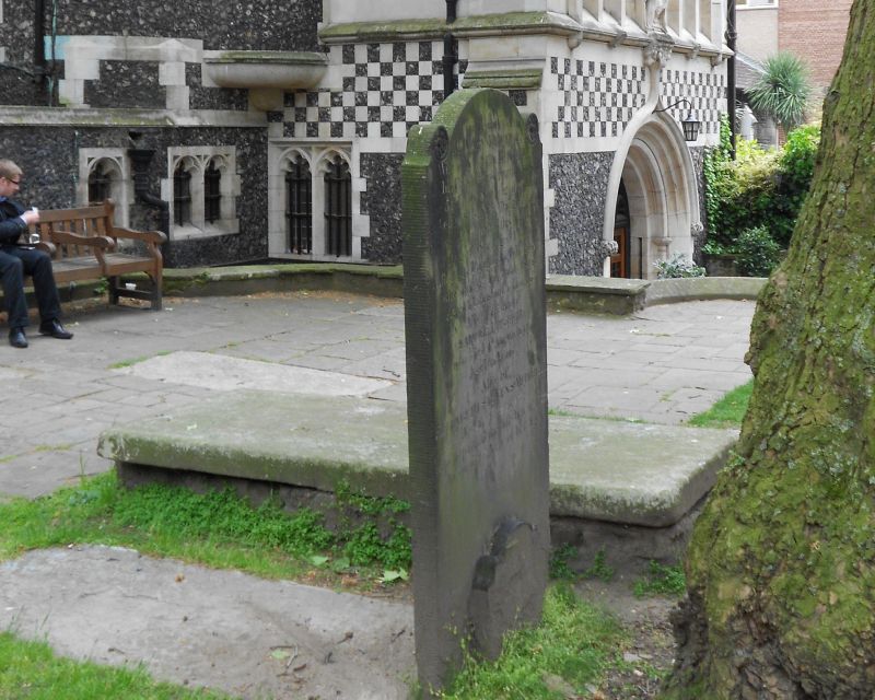Secret Old London Walking Tour - Guides, pace, and the value of the storytelling
