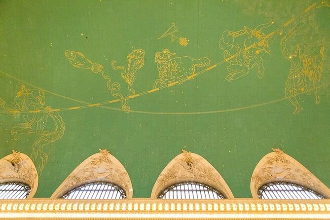 Secrets of Grand Central Station Walking Tour New York City - Grand Central’s past, decline, and restoration