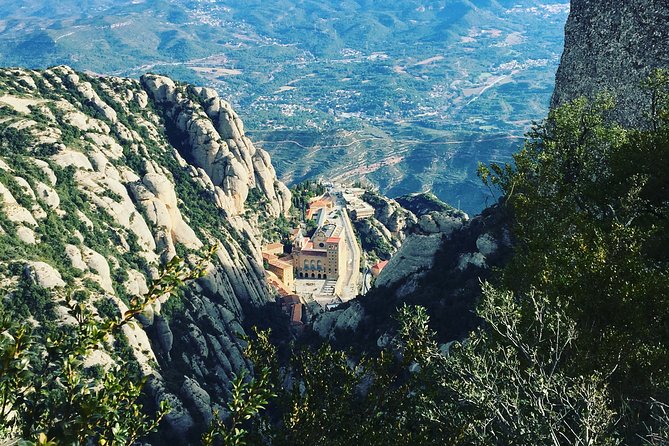 Semi-Private Montserrat Monastery, Funicular & Scenic Nature Walk - The Sant Joan Funicular is short, steep, and memorable