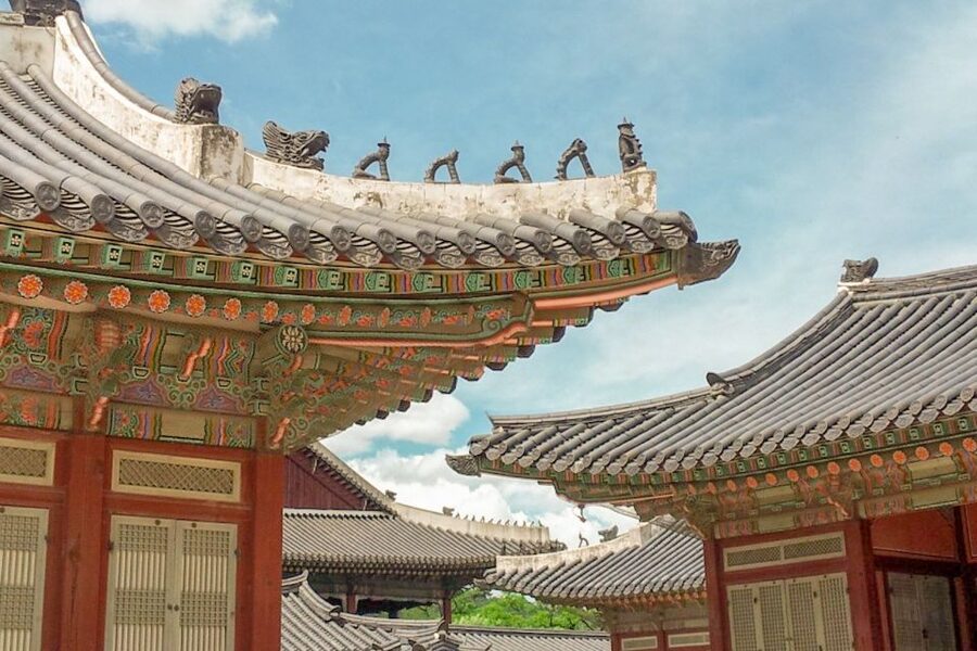 Seoul: Gyeongbok Palace and Bukchon Hanok Walking Tour - Who will enjoy this walk most
