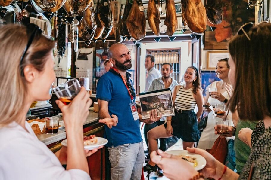 Seville: Tapas, Taverns and History Guided Walking Tour - Four details that make this Seville food walk worthwhile