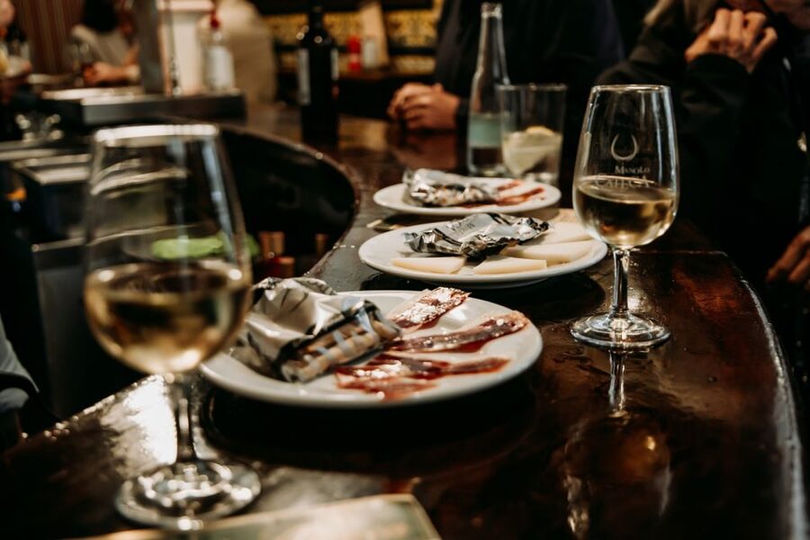 Seville: Tapas, Taverns, and History Walking Tour - Stop two: old recipes at a local bakery