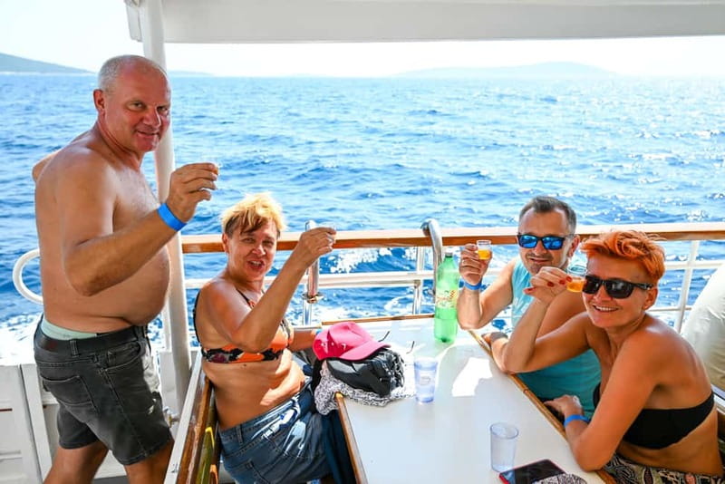 Shipwreck - Blue Lagoon All Inclusive + Trogir Walking Tour - Is $70 a fair price?
