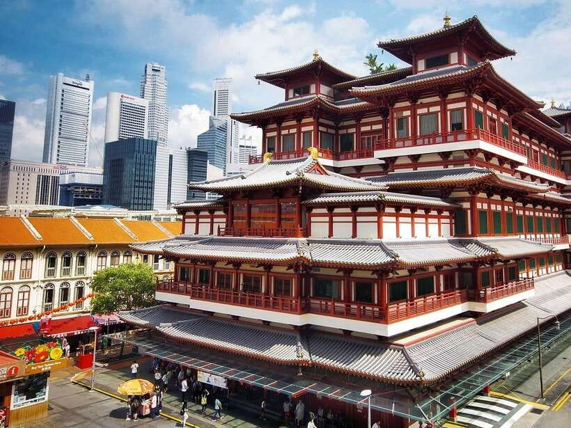 Singapore: Chinatown and Little India Guided Walking Tour - The guides are the heart of the experience
