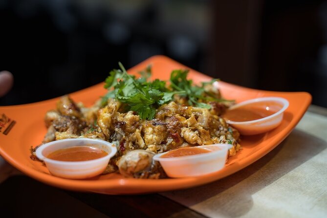 Singapore: Chinatown Hawker Market Food Tour with 7 Food Tastings - Starting on Pagoda Street with bak kwa and Chinatown stories