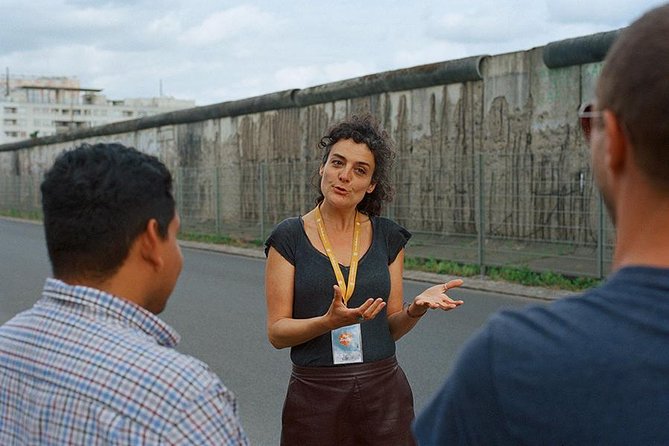 Small Group Walking Tour of East Berlin with a French Guide - Bernauerstrasse and the Berlin Wall Memorial