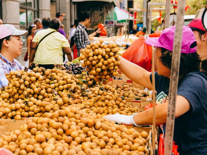 SoHo, Little Italy, and Chinatown 2-Hour Guided Walk - Starting in SoHo among cast iron and movie locations